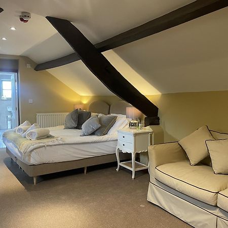 بورتون أُنذ ووتر The Plough B&B الغرفة الصورة