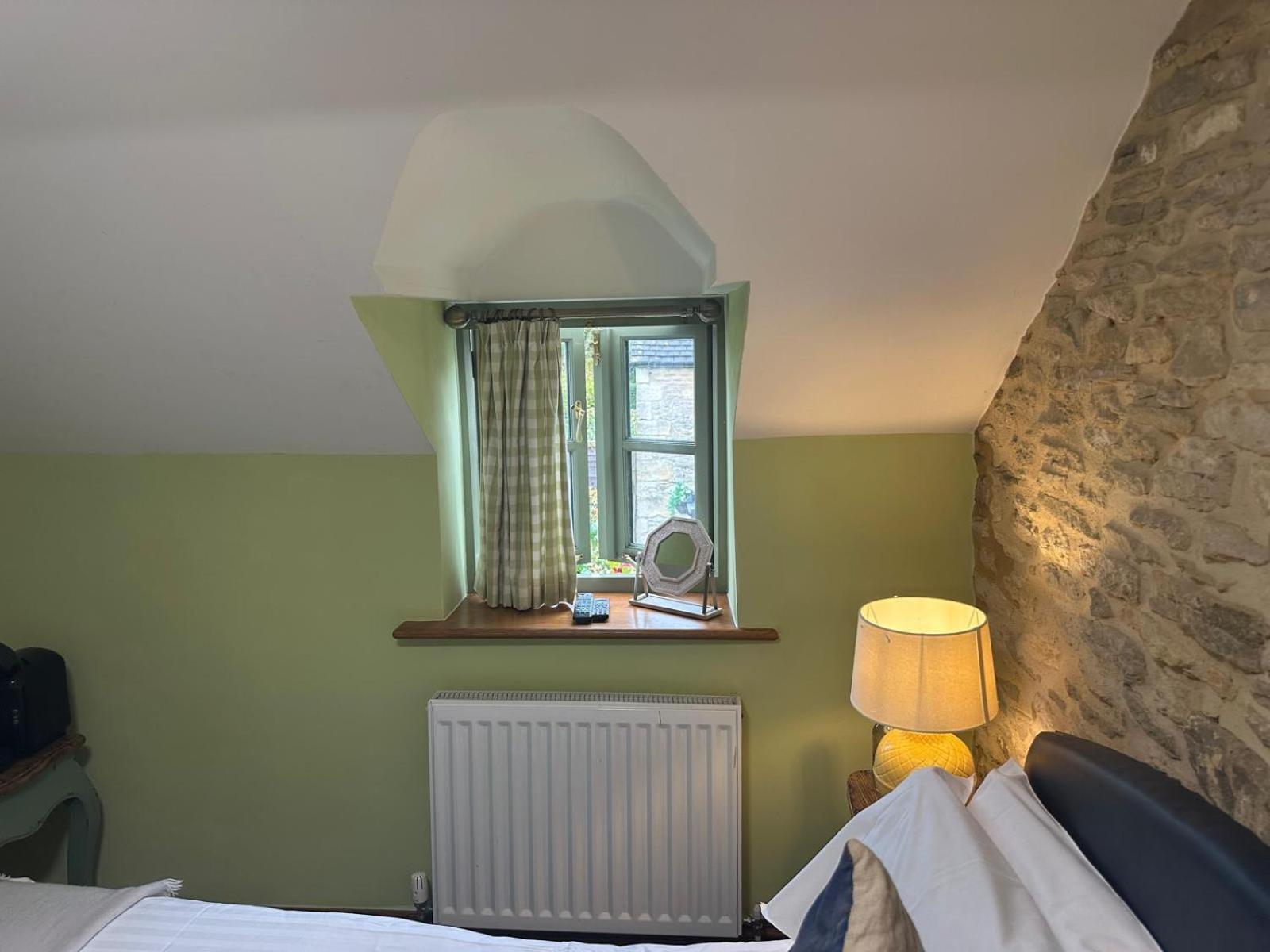 بورتون أُنذ ووتر The Plough B&B الغرفة الصورة