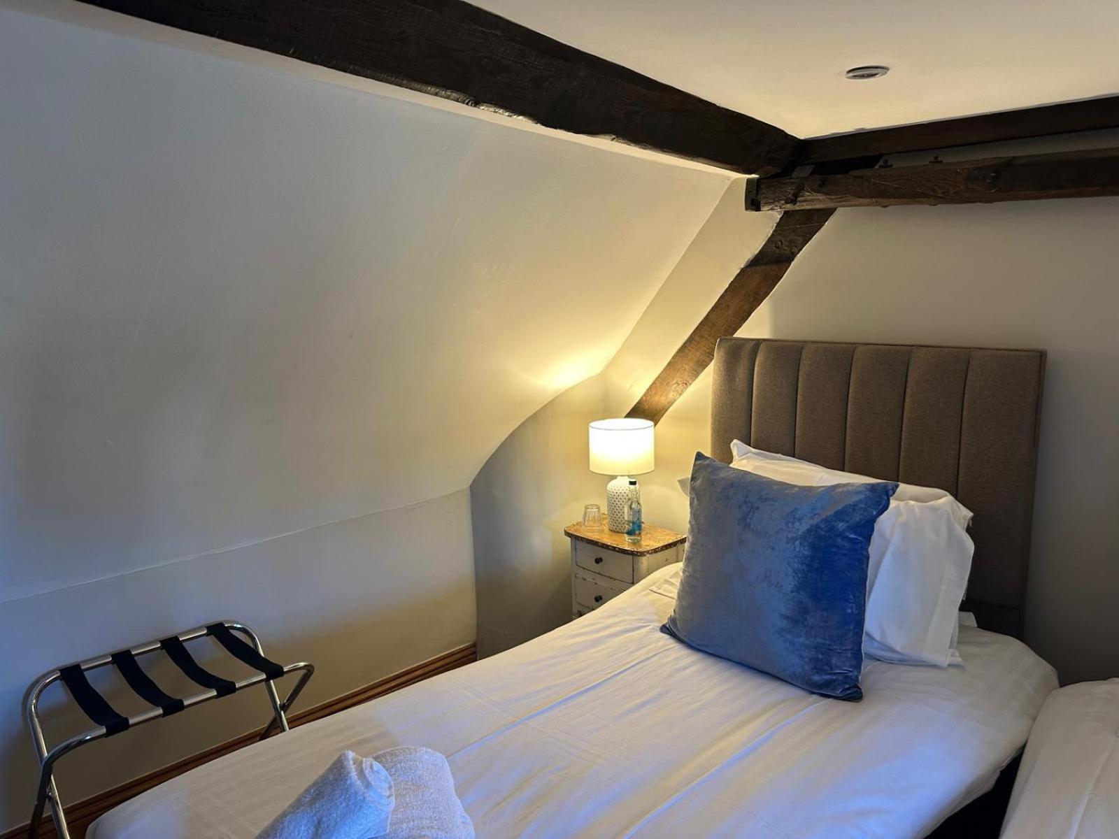 بورتون أُنذ ووتر The Plough B&B الغرفة الصورة