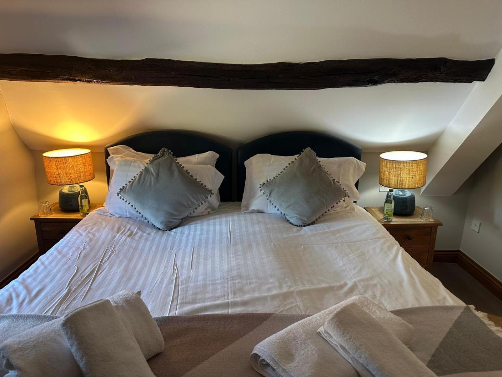 بورتون أُنذ ووتر The Plough B&B الغرفة الصورة